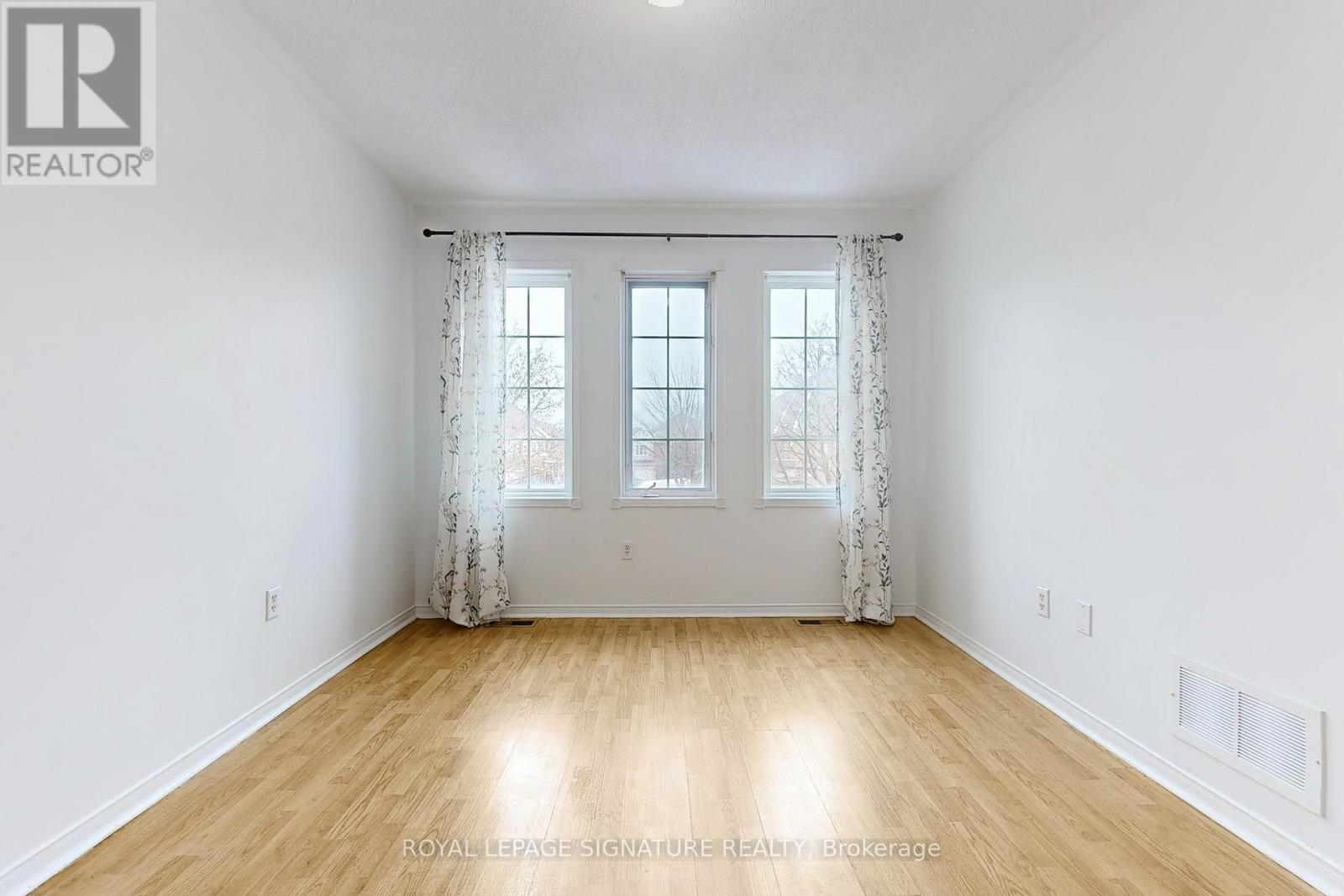 5352 Byford Place, Mississauga, Ontario  L4Z 3W9 - Photo 26 - W12788914