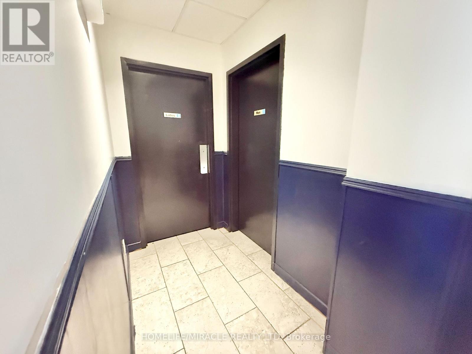 Lower Rear Unit - 500 Norwich Avenue, Woodstock (Woodstock - South), Ontario  N4S 3W5 - Photo 8 - X12788894