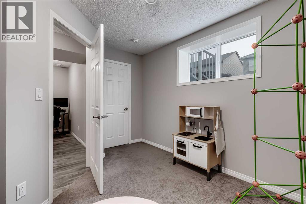 22 Osborne Common Sw, Airdrie, Alberta  T4B 5E3 - Photo 36 - A2285131