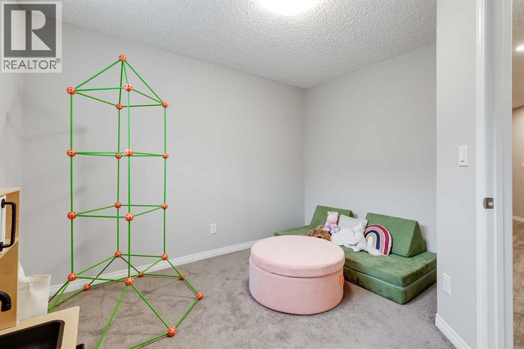 22 Osborne Common Sw, Airdrie, Alberta  T4B 5E3 - Photo 35 - A2285131