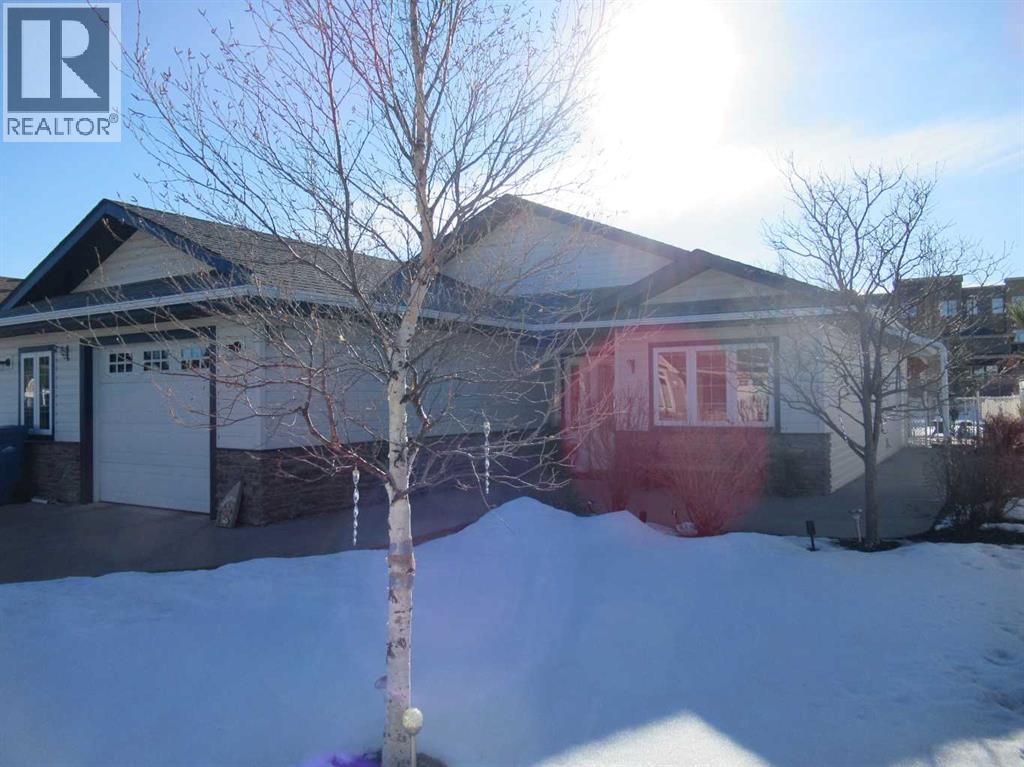 623 6 Avenue Sw, Sundre, Alberta  T0M 1X0 - Photo 1 - A2286215