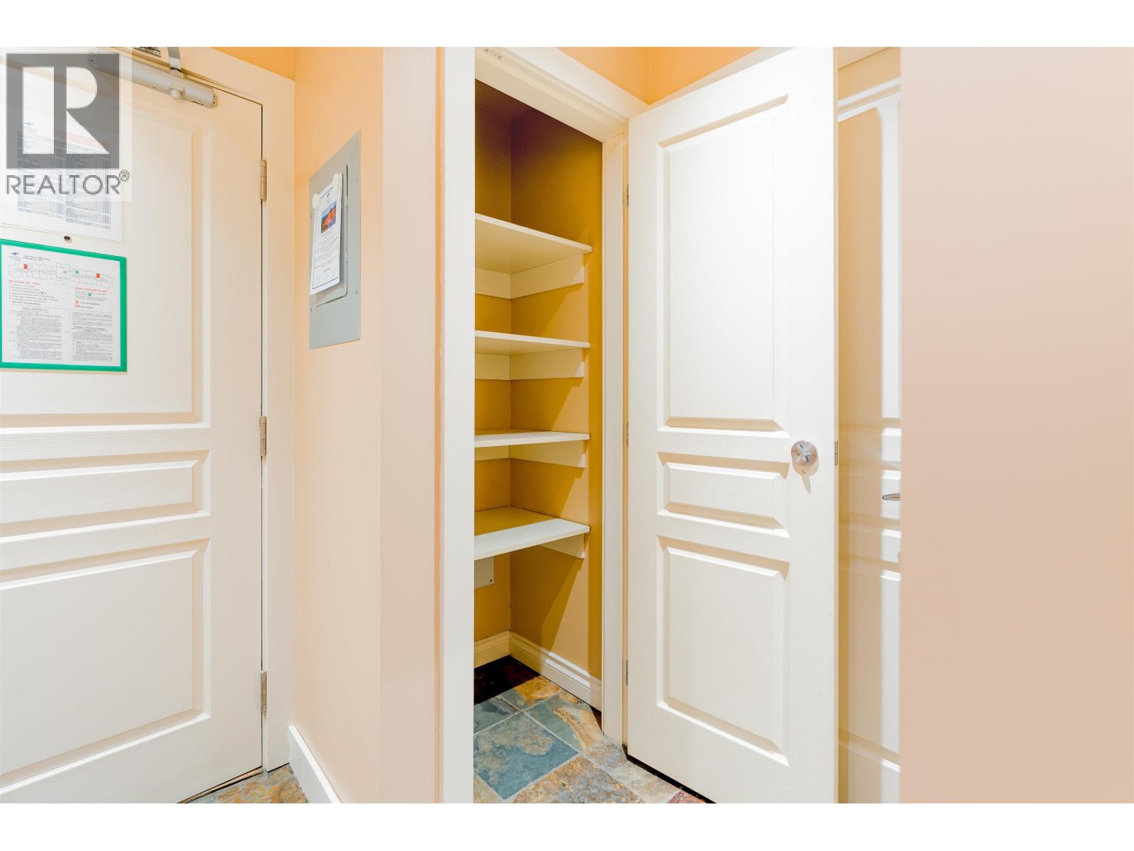 101 1490 Highway 99, Pemberton, British Columbia  V0N 2L1 - Photo 6 - R3089970