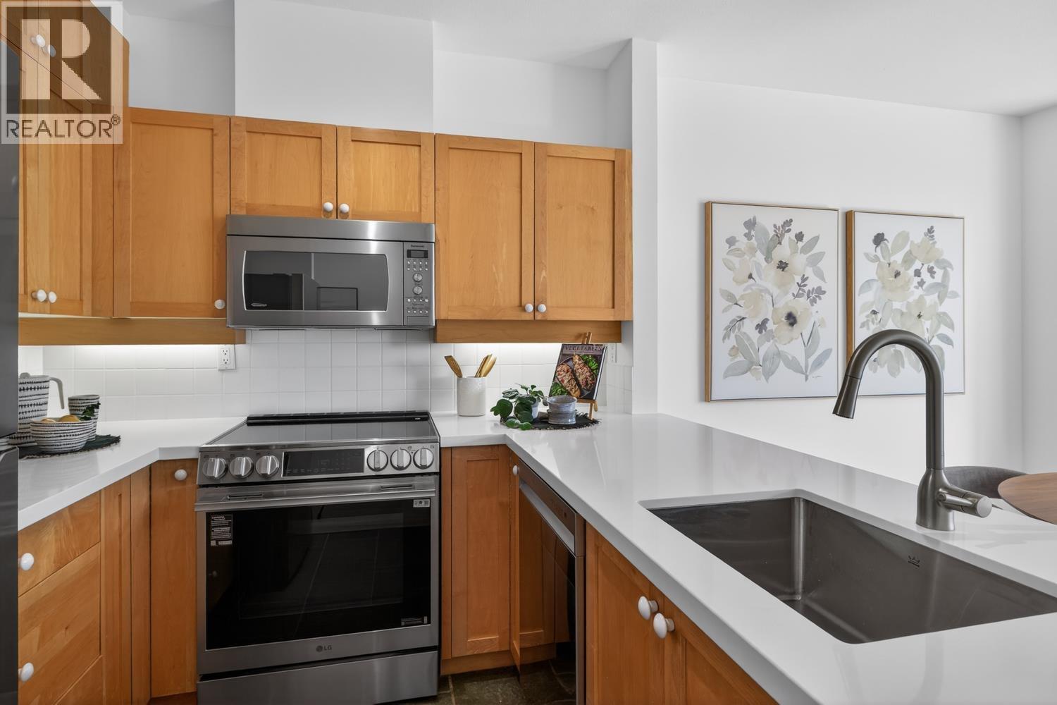 316 2020 E Kent Avenue South, Vancouver, British Columbia  V5P 4X1 - Photo 15 - R3089994