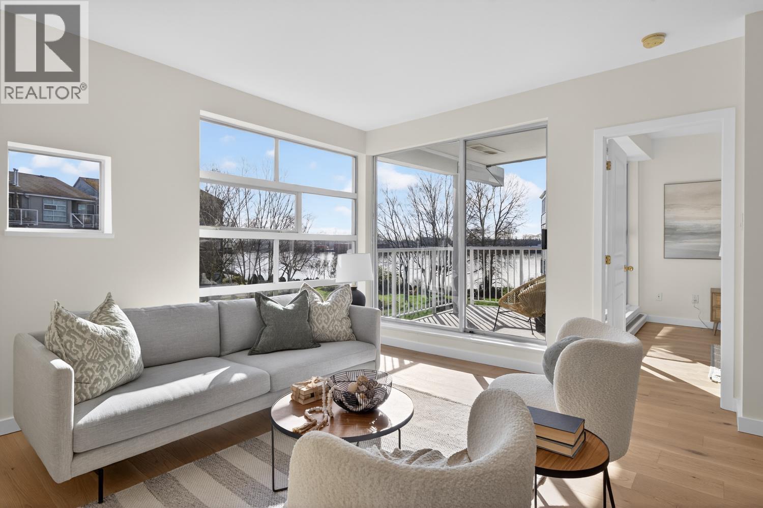 316 2020 E Kent Avenue South, Vancouver, British Columbia  V5P 4X1 - Photo 9 - R3089994