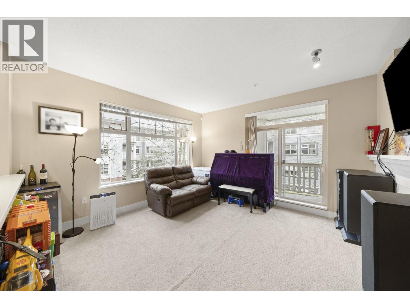 218 2083 W 33 Road, Vancouver, British Columbia  V6M 4M6 - Photo 2 - R3090000
