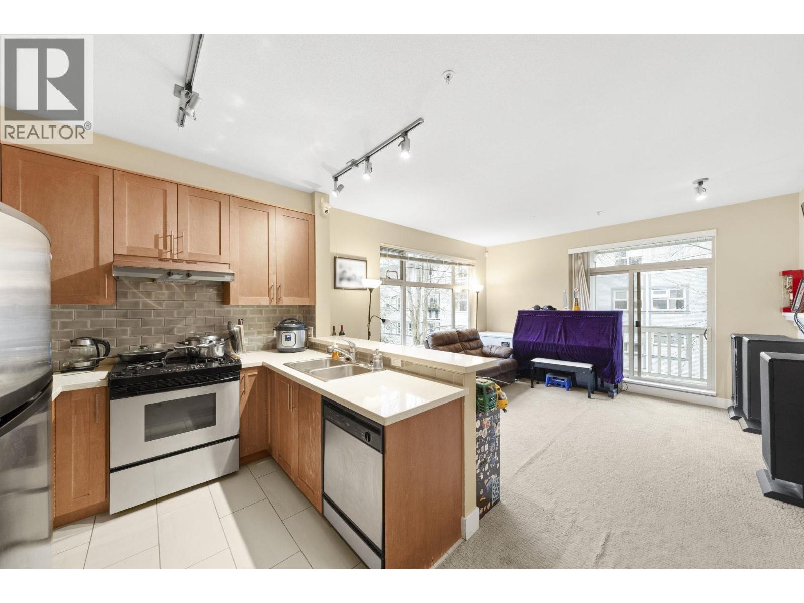 218 2083 W 33 Road, Vancouver, British Columbia  V6M 4M6 - Photo 7 - R3090000