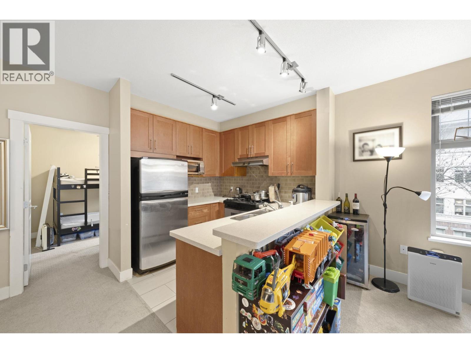 218 2083 W 33 Road, Vancouver, British Columbia  V6M 4M6 - Photo 9 - R3090000