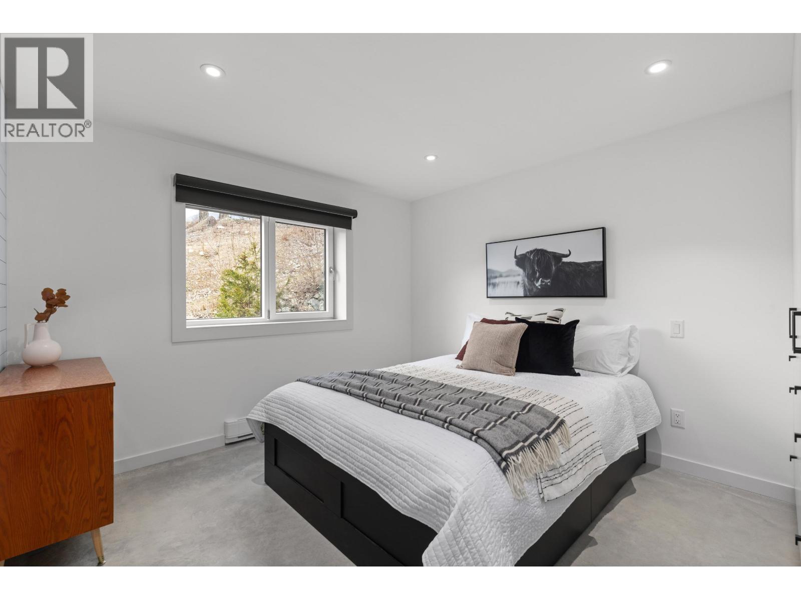 7666 Cerulean Drive, Pemberton, British Columbia  V0N 2L3 - Photo 17 - R3089982