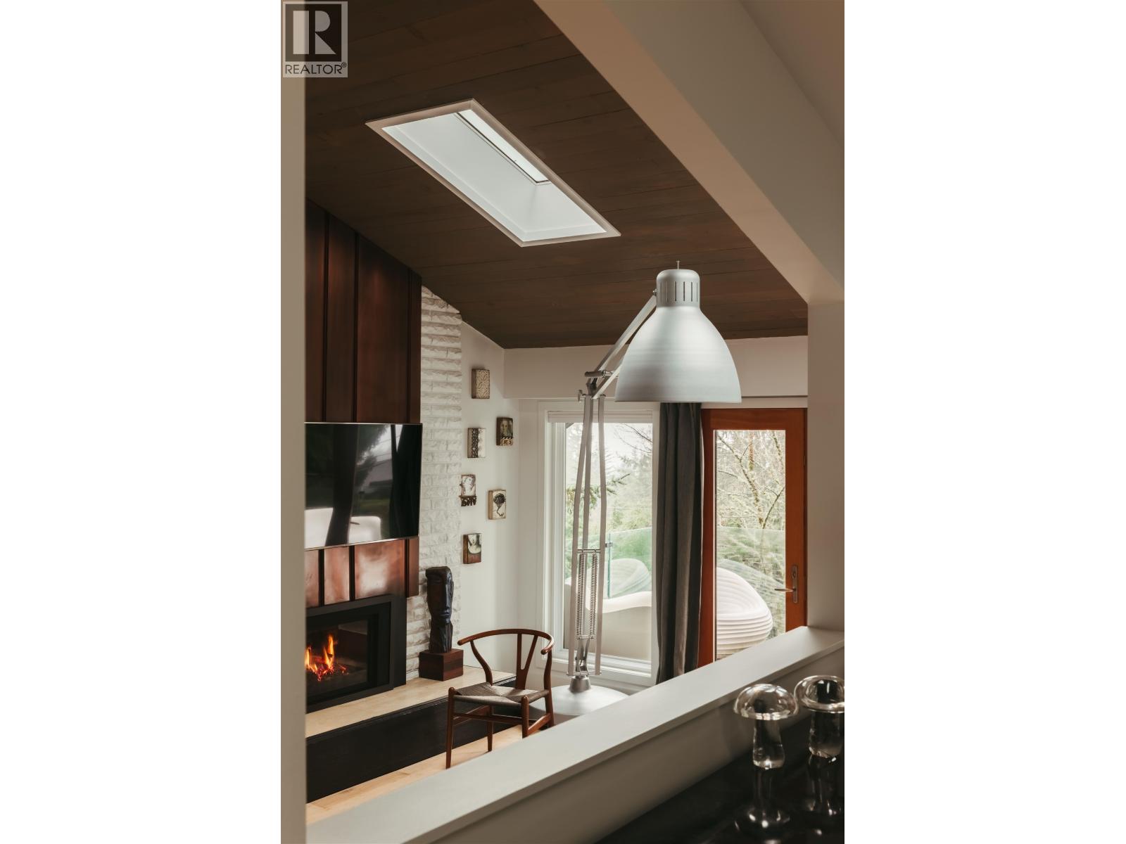 328 Monteray Avenue, North Vancouver, British Columbia  V7N 3E6 - Photo 13 - R3089985