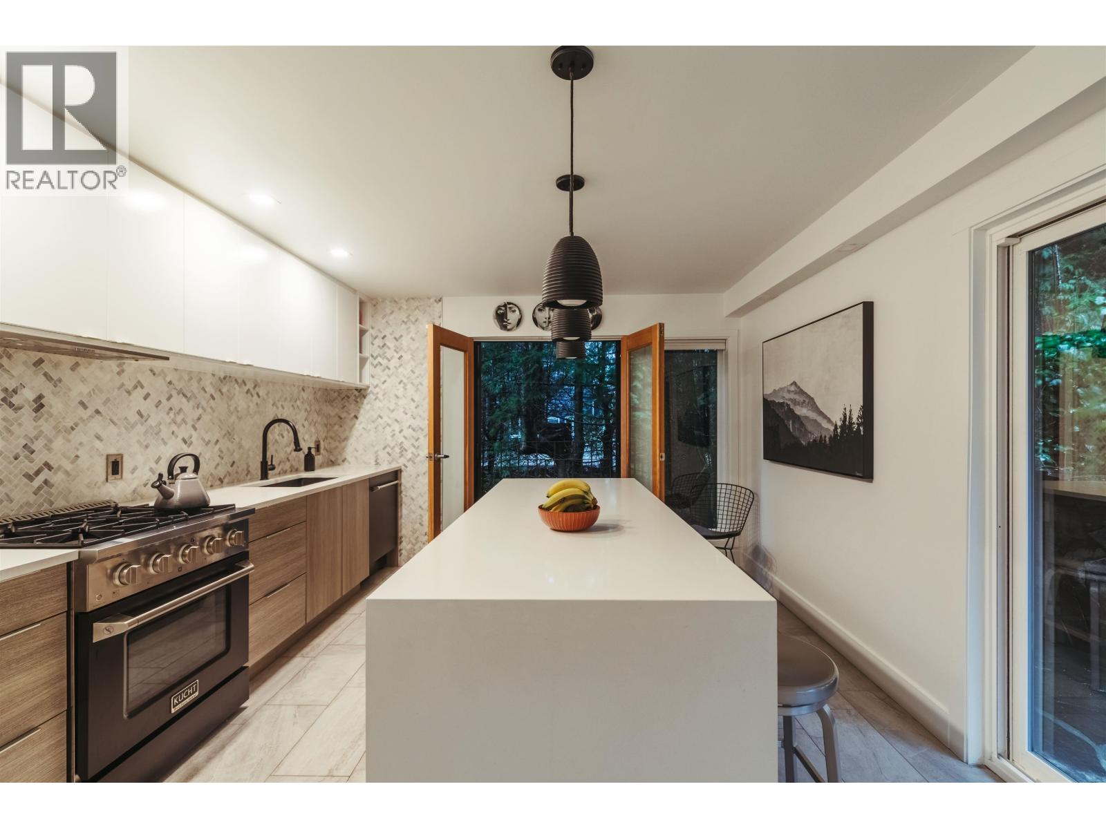 328 Monteray Avenue, North Vancouver, British Columbia  V7N 3E6 - Photo 25 - R3089985