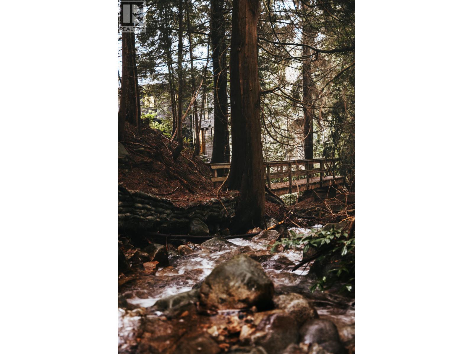 328 Monteray Avenue, North Vancouver, British Columbia  V7N 3E6 - Photo 35 - R3089985