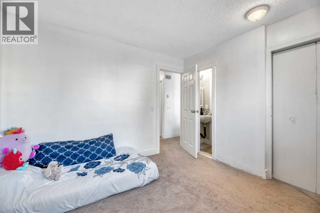 19 Castlepark Way Ne, Calgary, Alberta  T3J 1R7 - Photo 17 - A2273385