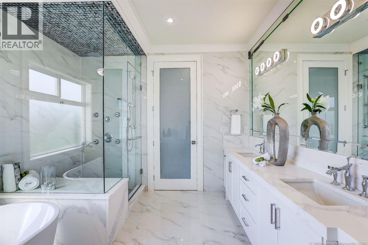 Listing Picture 21 of 38 : 4668 MAHOOD DRIVE, Richmond / 烈治文 - 魯藝地產 Yvonne Lu Group - MLS Medallion Club Member