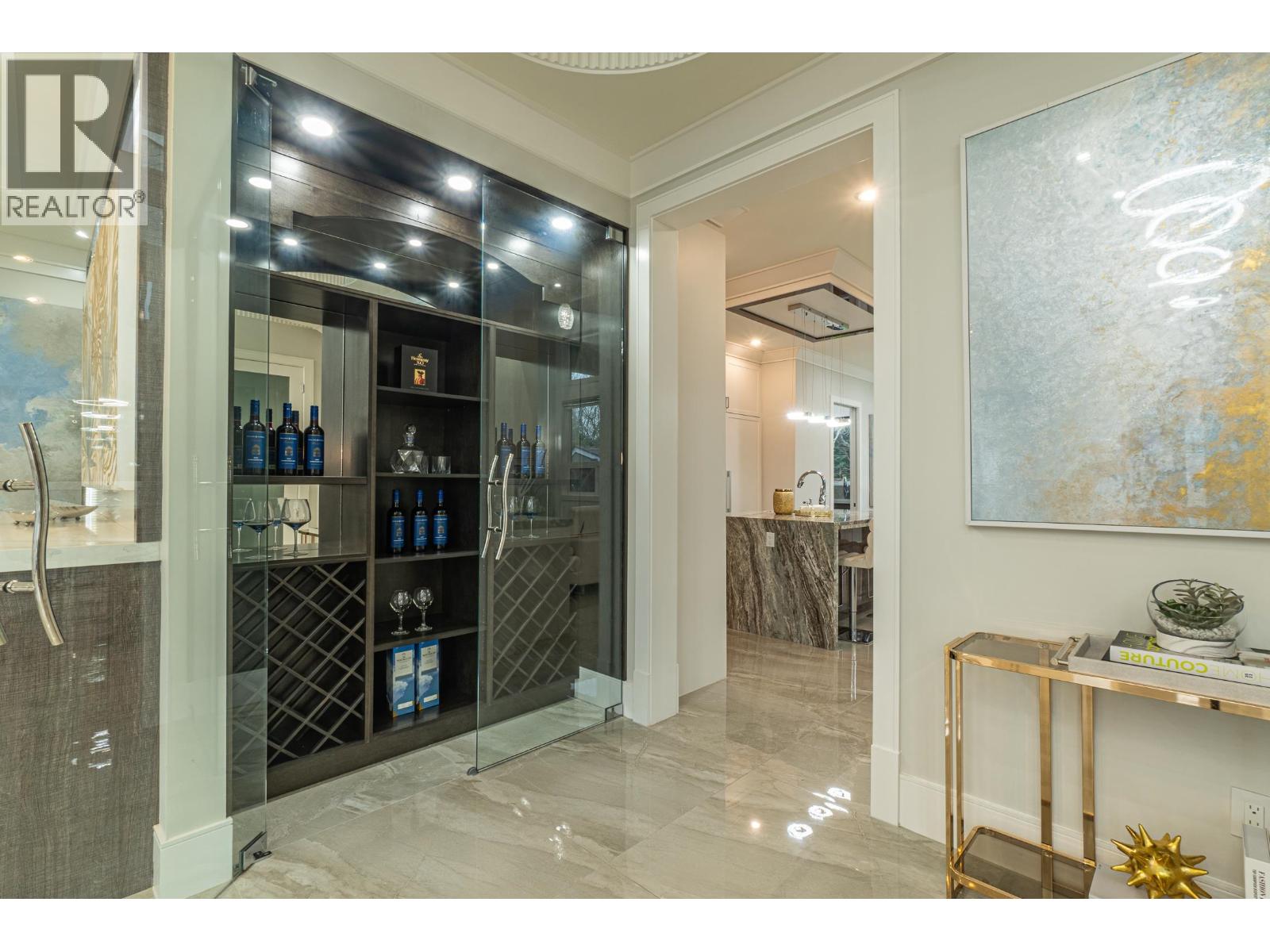 Listing Picture 8 of 38 : 4668 MAHOOD DRIVE, Richmond / 烈治文 - 魯藝地產 Yvonne Lu Group - MLS Medallion Club Member