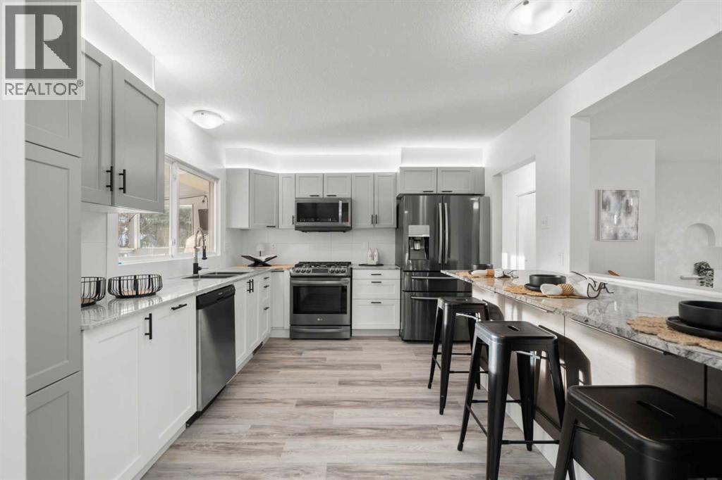 3251 Bearspaw Drive Nw, Calgary, Alberta  T2L 1T1 - Photo 11 - A2276208