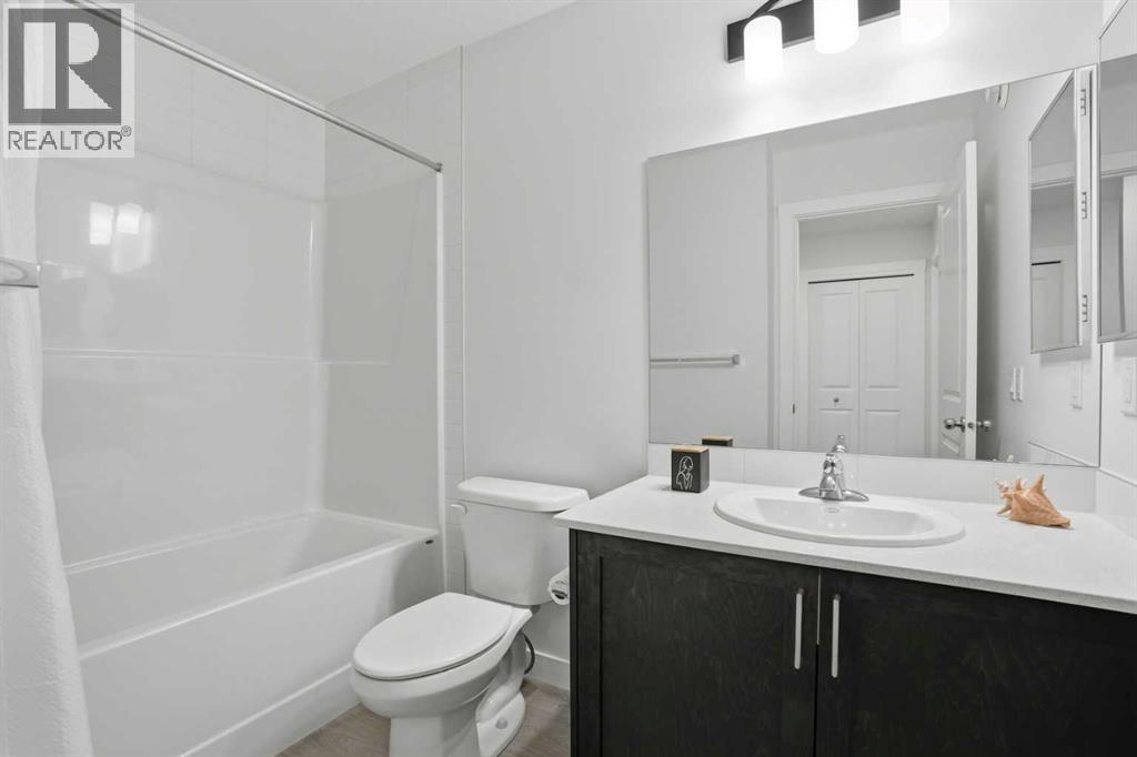 8 Legacy Glen Manor Se, Calgary, Alberta  T2X 4E5 - Photo 27 - A2284732