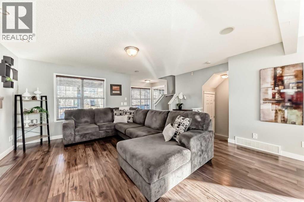 115 Covepark Place Ne, Calgary, Alberta  T3K 6A1 - Photo 5 - A2285750