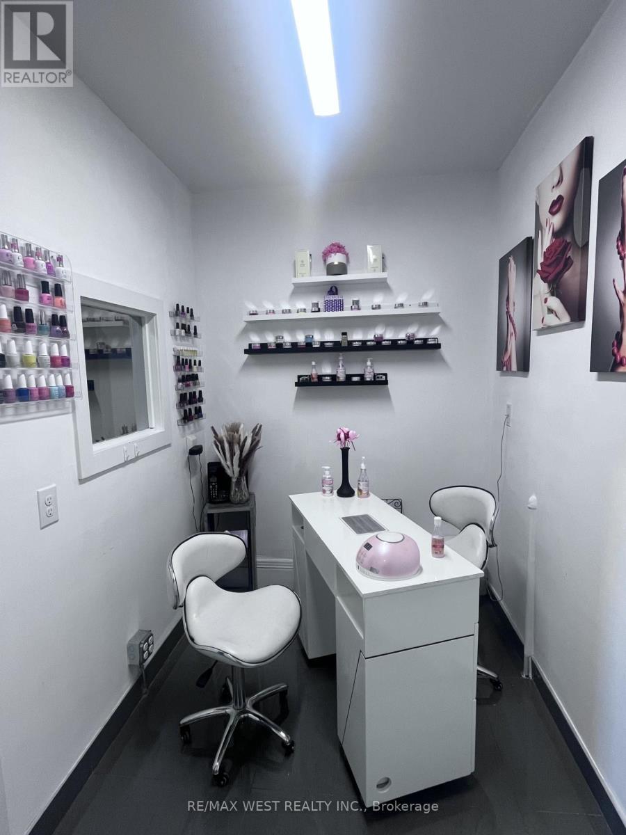 Unknown Address, ,    - Photo 6 - N12788916