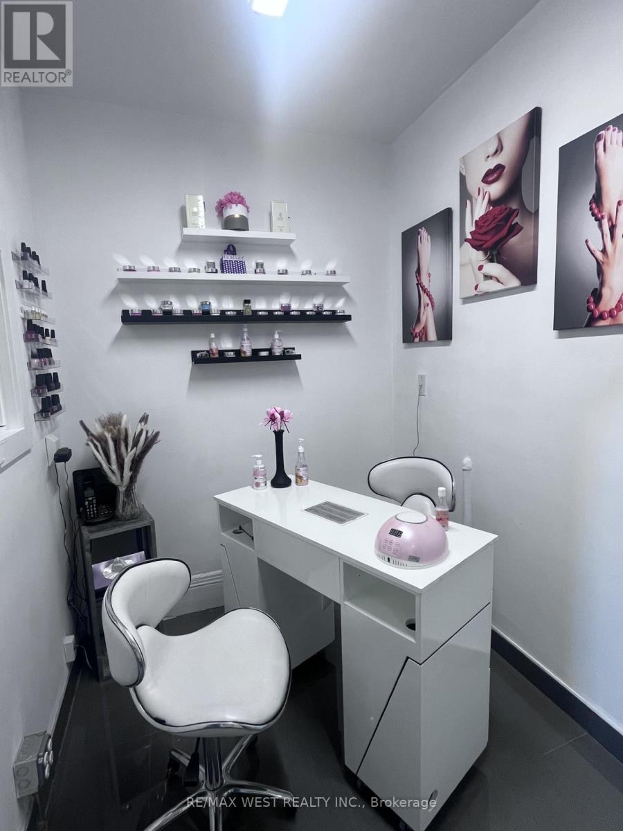 Unknown Address, ,    - Photo 7 - N12788916