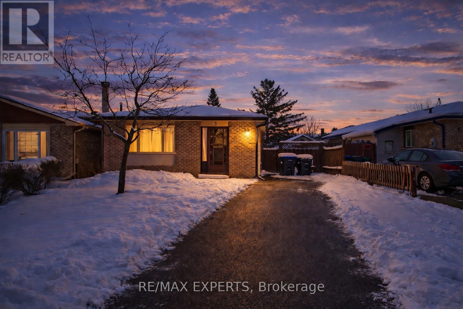 3 MILNE STREET, New Tecumseth, Ontario