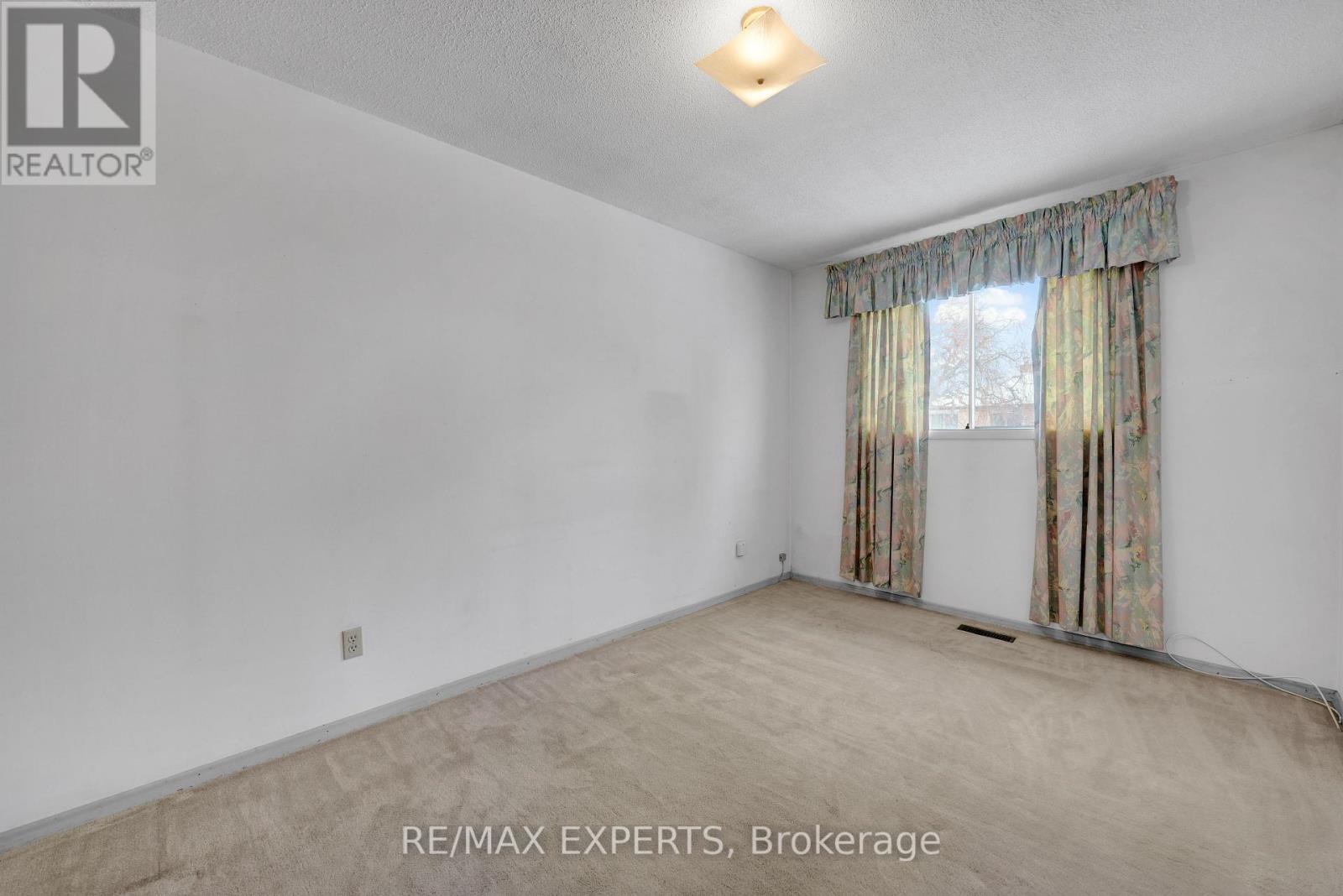 3 Milne Street, New Tecumseth, Ontario  L4N 7J1 - Photo 13 - N12788922