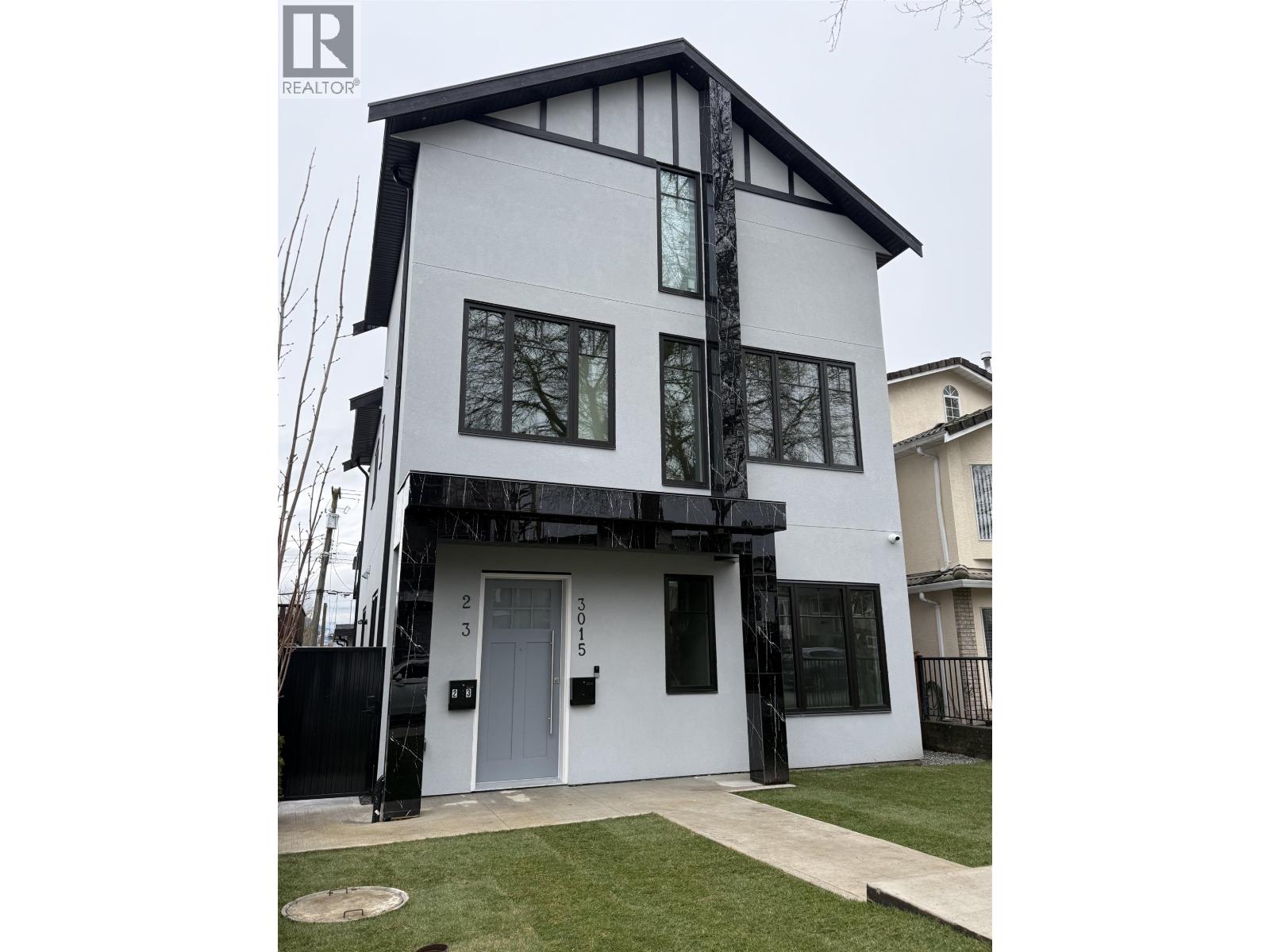 3015 E 19th Avenue, Vancouver, British Columbia  V5M 2S8 - Photo 2 - R3089936