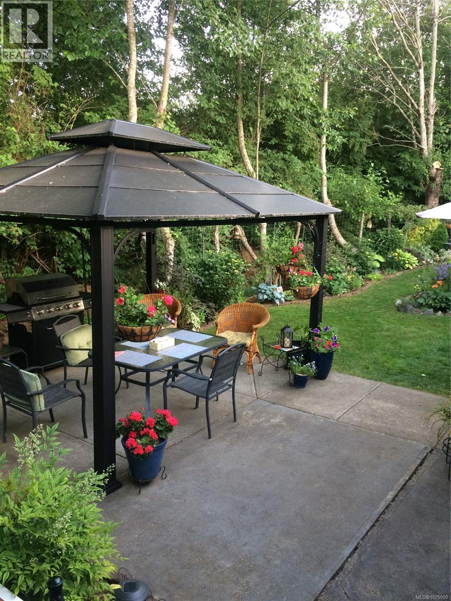 16 2140 20th St, Courtenay, British Columbia  V9N 2G6 - Photo 3 - 1025990