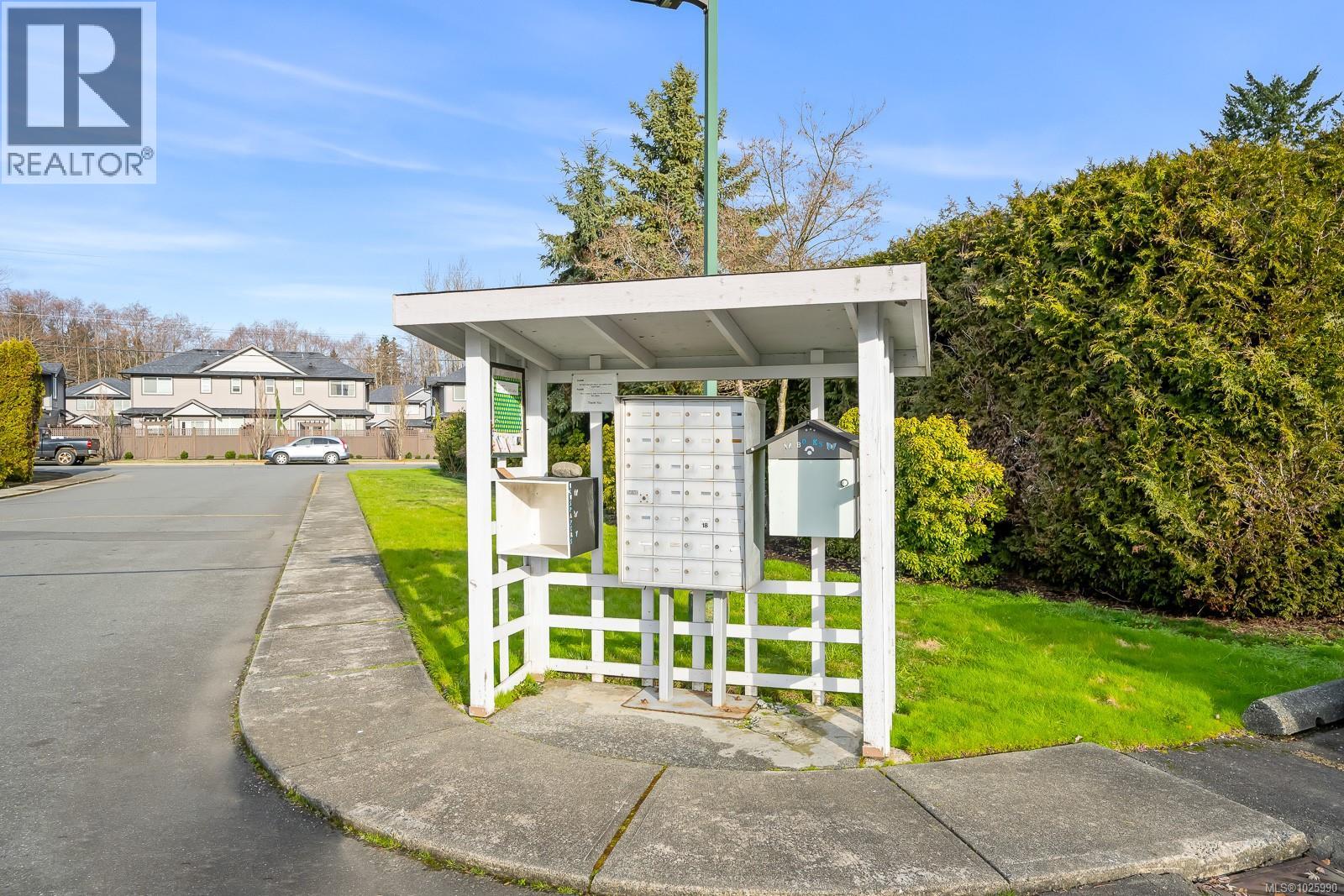 16 2140 20th St, Courtenay, British Columbia  V9N 2G6 - Photo 10 - 1025990