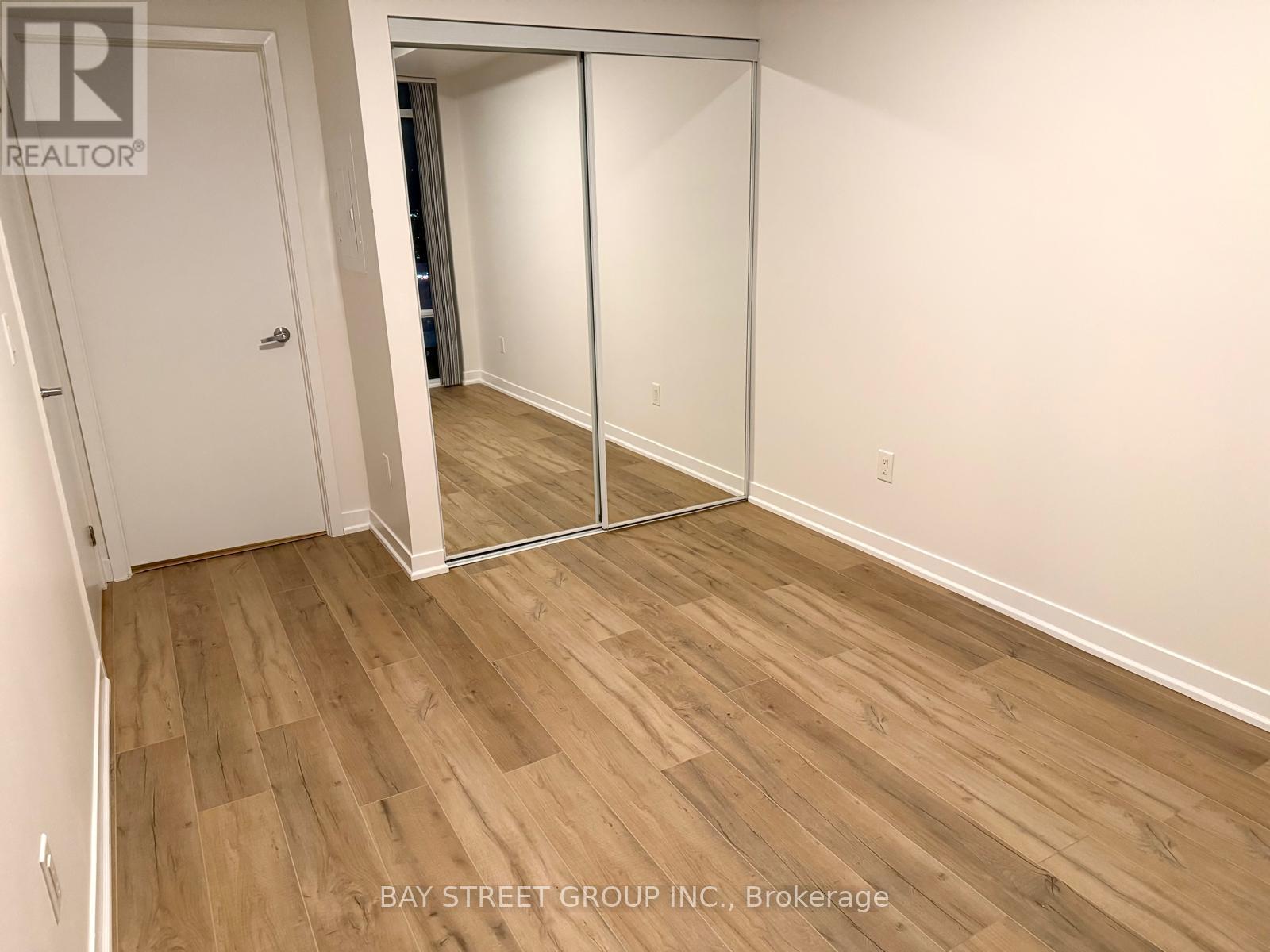 1610 - 360 Square One Drive, Mississauga, Ontario  L5B 0G7 - Photo 18 - W12788930