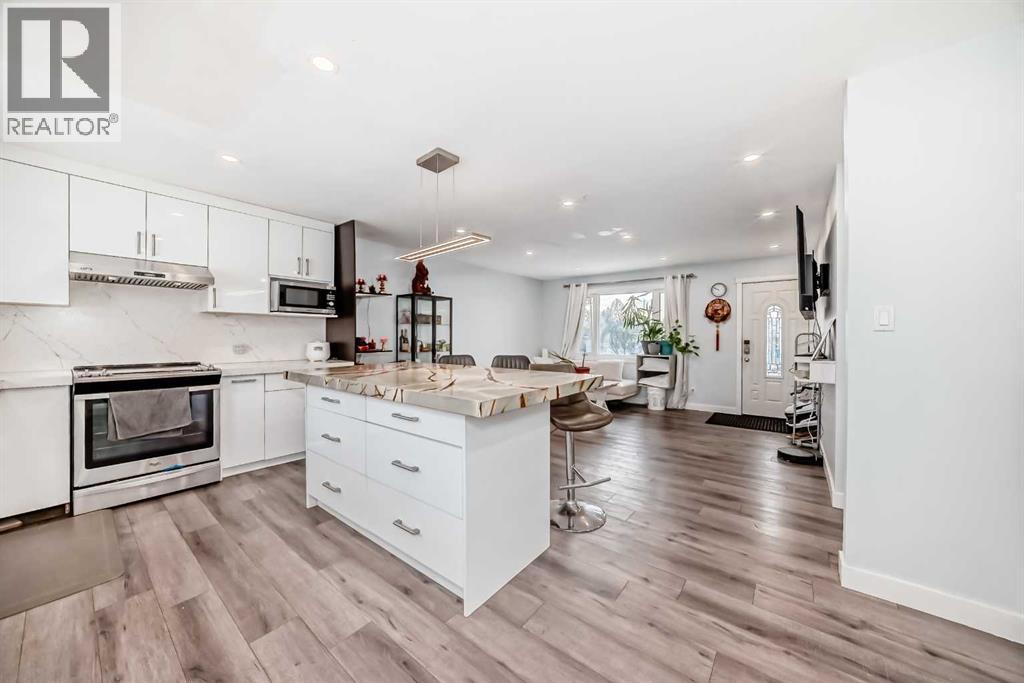 4416 Maryvale Drive Ne, Calgary, Alberta  T2A 2T1 - Photo 4 - A2268171