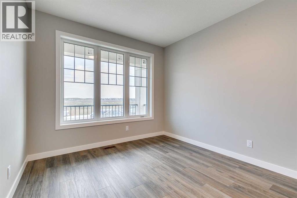 463 Hotchkiss Manor Se, Calgary, Alberta  T3S 0N3 - Photo 3 - A2285291