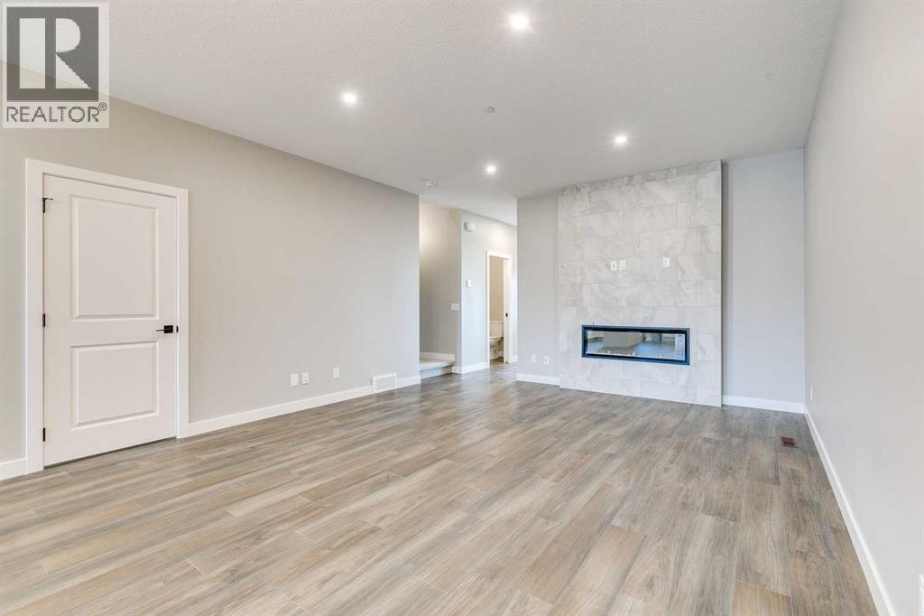 463 Hotchkiss Manor Se, Calgary, Alberta  T3S 0N3 - Photo 5 - A2285291