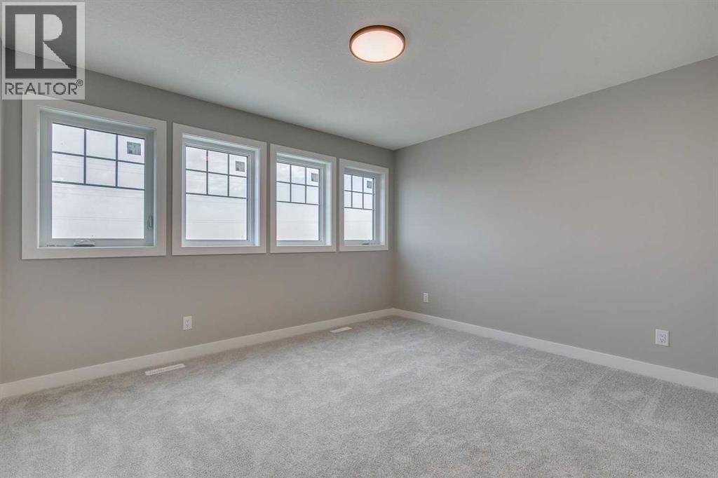 463 Hotchkiss Manor Se, Calgary, Alberta  T3S 0N3 - Photo 12 - A2285291