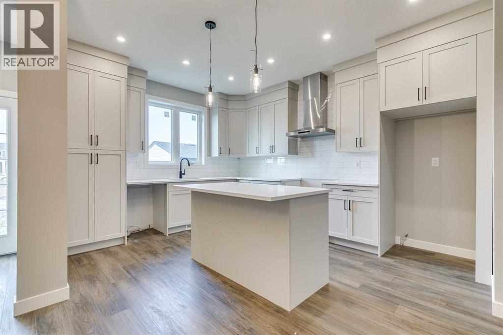 463 Hotchkiss Manor Se, Calgary, Alberta  T3S 0N3 - Photo 8 - A2285291