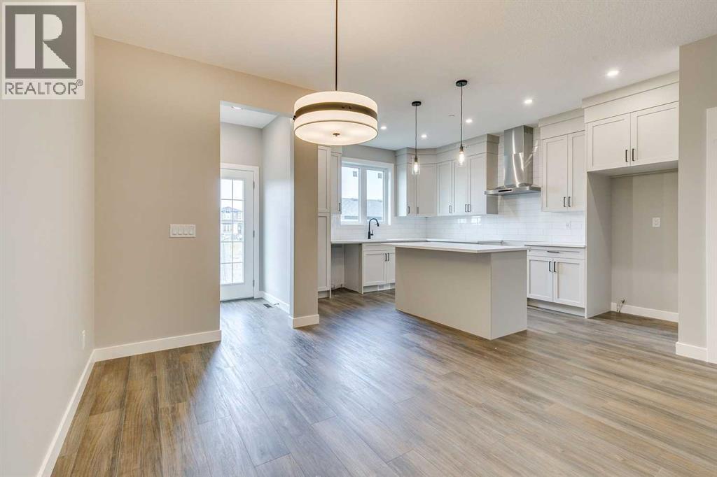 463 Hotchkiss Manor Se, Calgary, Alberta  T3S 0N3 - Photo 7 - A2285291