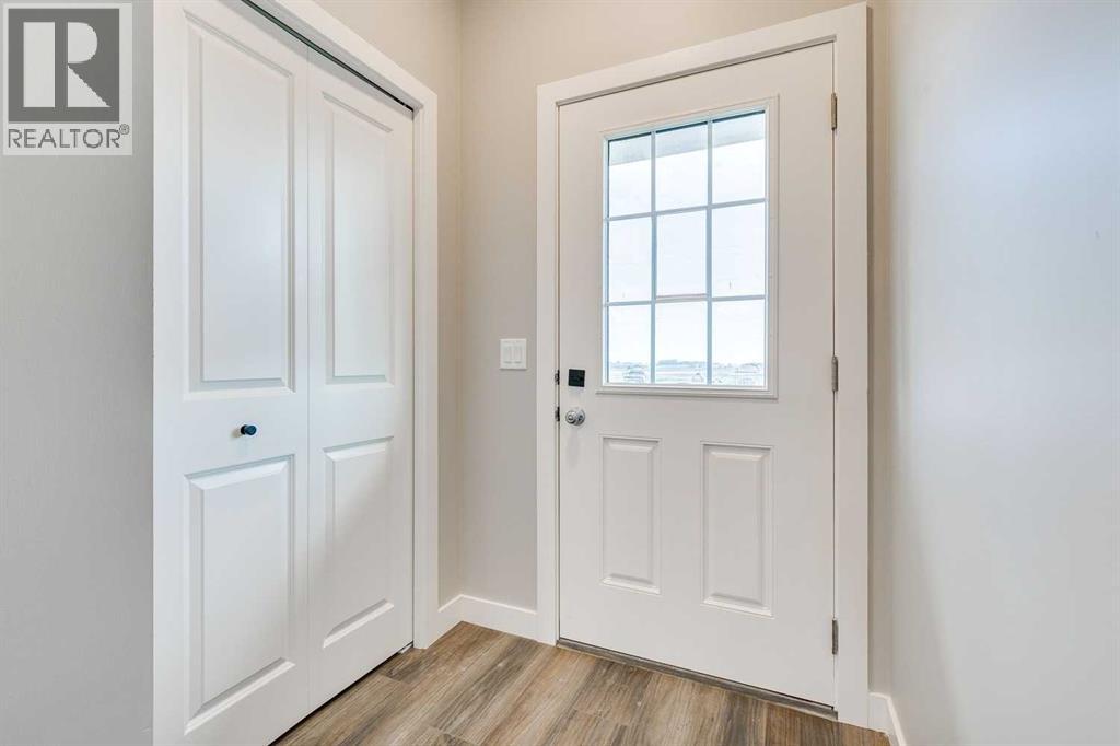 463 Hotchkiss Manor Se, Calgary, Alberta  T3S 0N3 - Photo 2 - A2285291