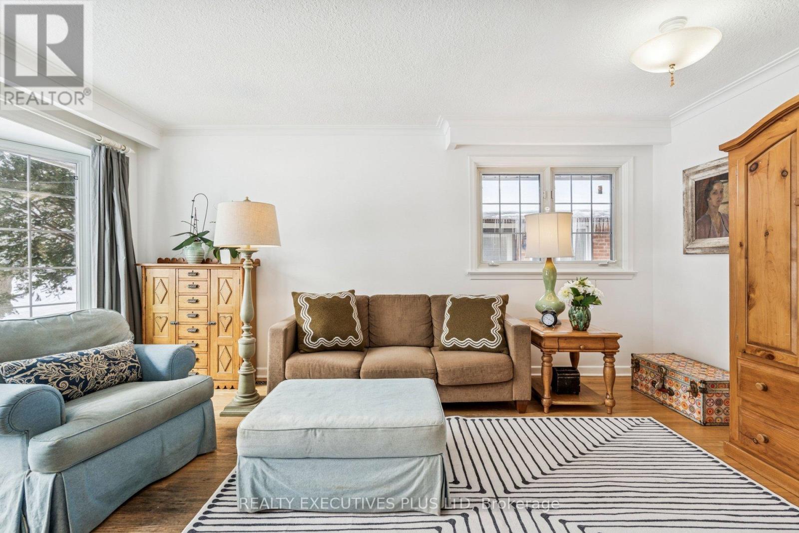 124 Applefield Drive, Toronto, Ontario  M1P 3Y2 - Photo 12 - E12747230