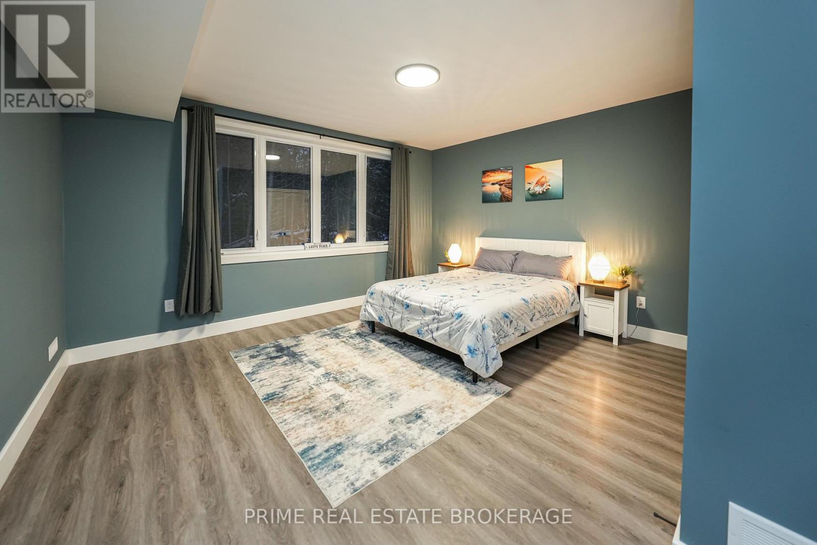 10224 Lakeview Avenue, Lambton Shores, Ontario  N0M 1T0 - Photo 16 - X12788948