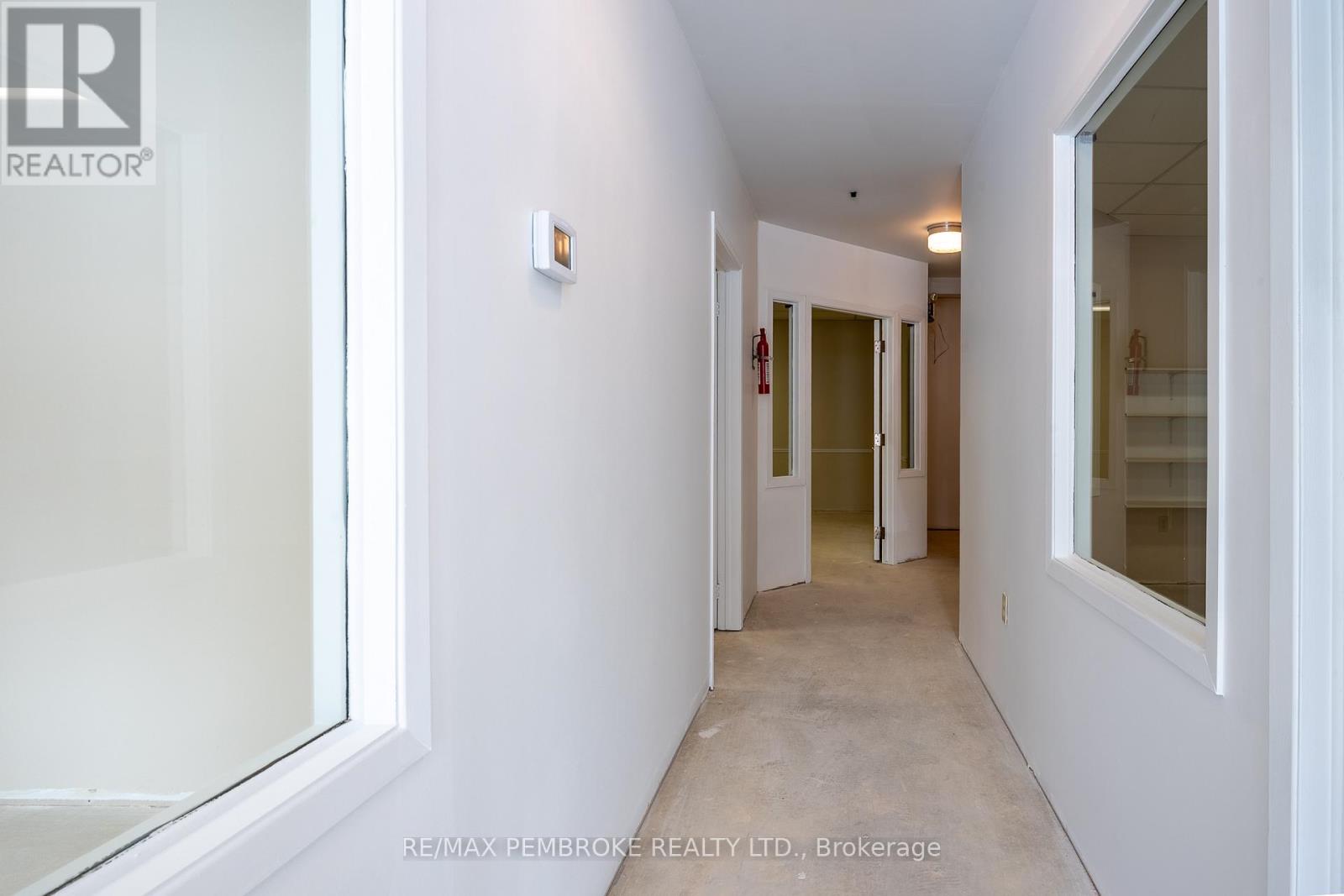 3 - 595 Pembroke Street E, Pembroke, Ontario  K8A 3L7 - Photo 16 - X12788932