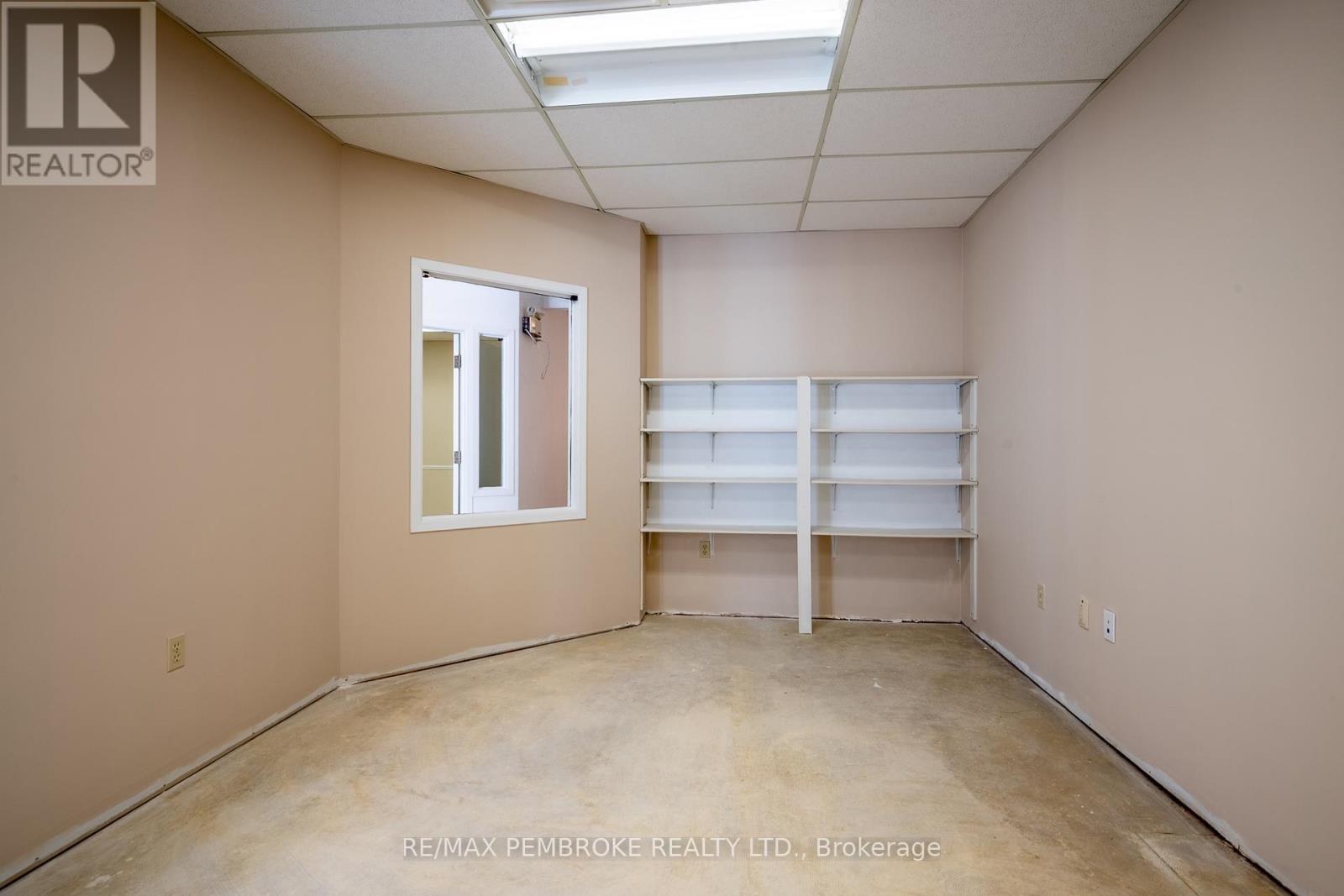 3 - 595 Pembroke Street E, Pembroke, Ontario  K8A 3L7 - Photo 18 - X12788932