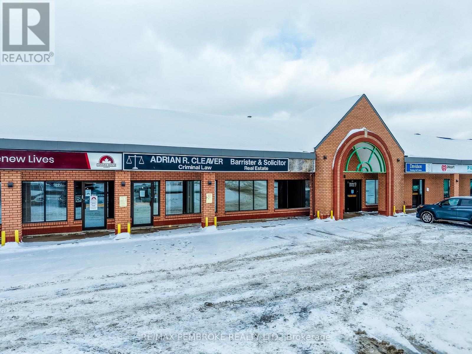 3 - 595 Pembroke Street E, Pembroke, Ontario  K8A 3L7 - Photo 27 - X12788932