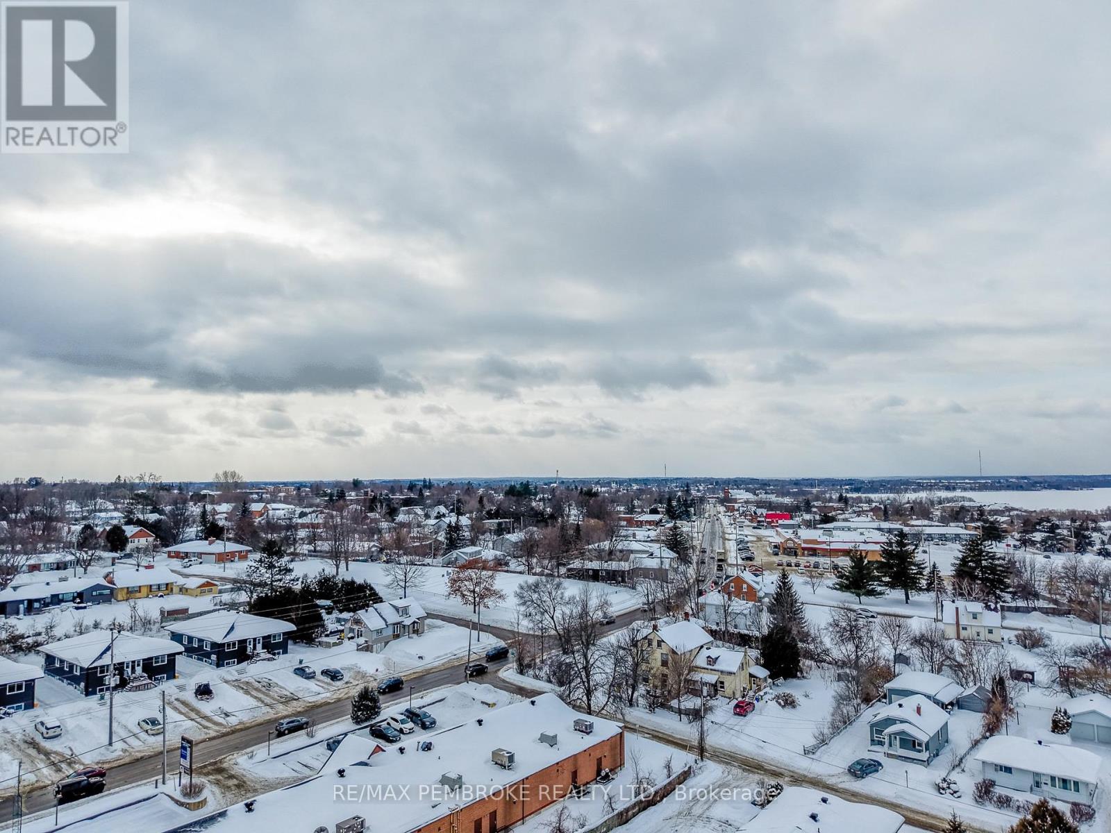 4 - 595 Pembroke Street E, Pembroke, Ontario  K8A 3L7 - Photo 17 - X12788962