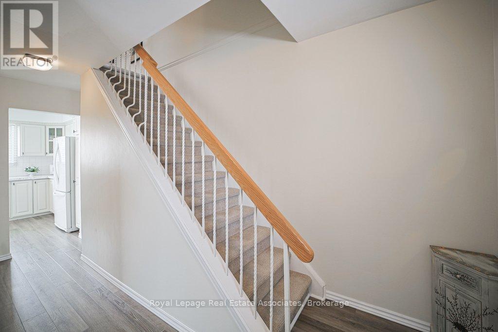 51 - 5475 Lakeshore Road, Burlington, Ontario  L7L 1E1 - Photo 22 - W12779284