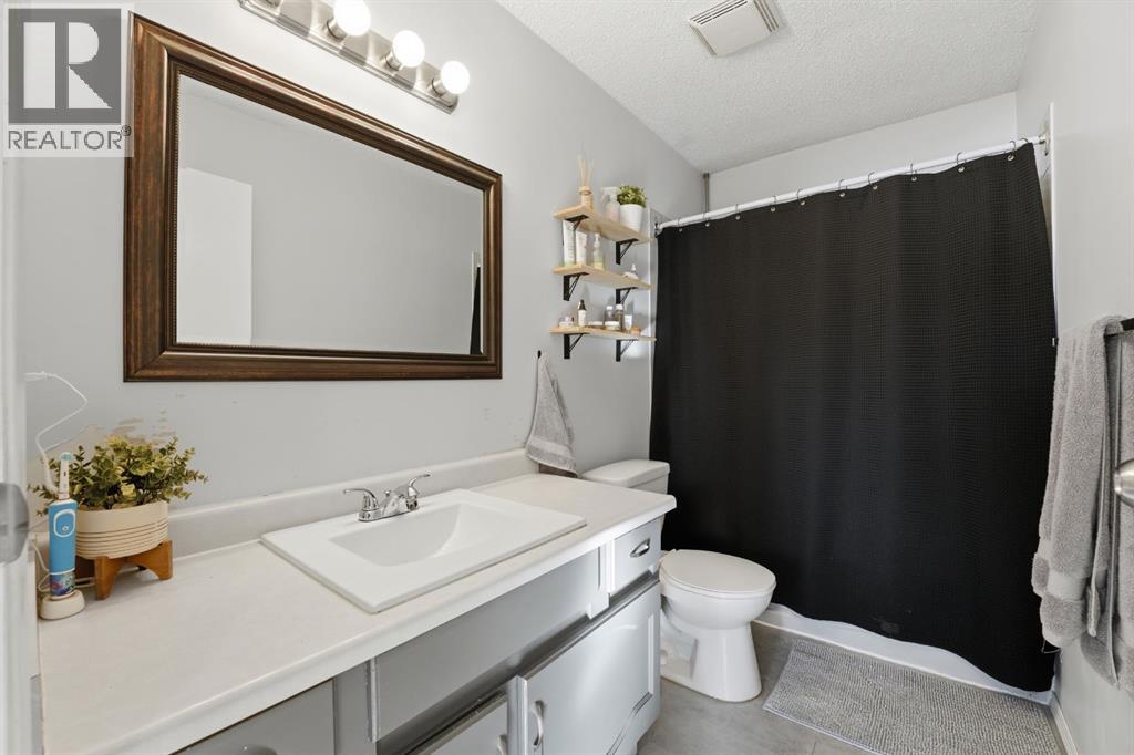 6122 38 Avenue, Stettler, Alberta  T0C 2L1 - Photo 20 - A2285028