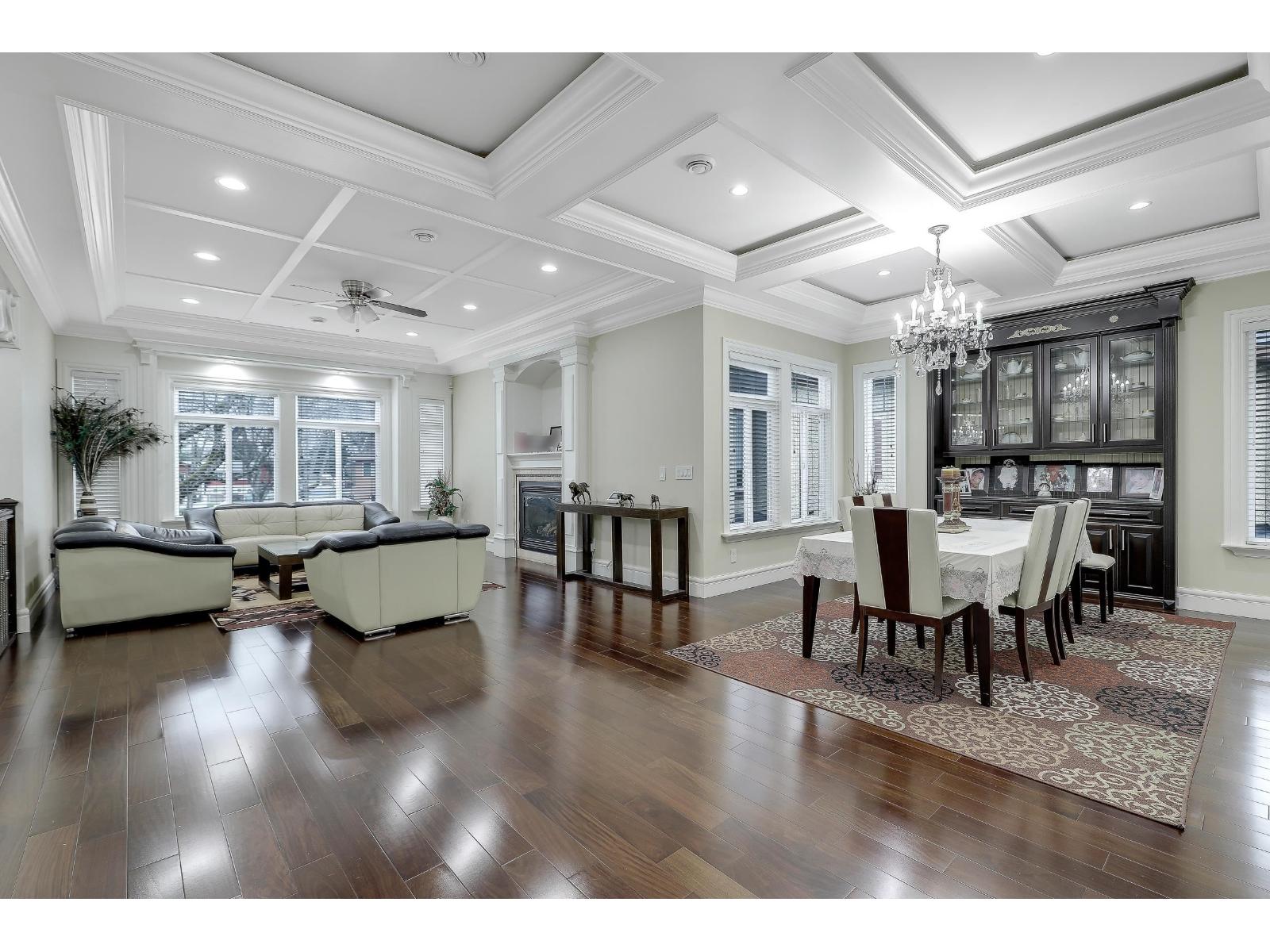 7028 Malvern Place, Surrey, British Columbia  V3W 6N2 - Photo 5 - R3089654