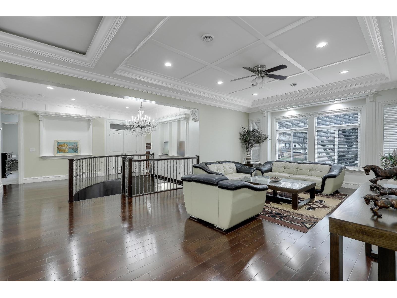 7028 Malvern Place, Surrey, British Columbia  V3W 6N2 - Photo 9 - R3089654