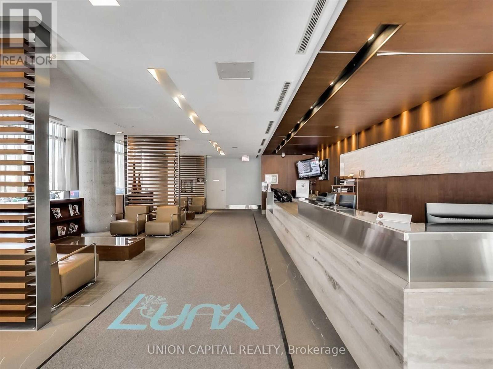 607 - 25 Capreol Court, Toronto, Ontario  M5V 3Z7 - Photo 2 - C12788952