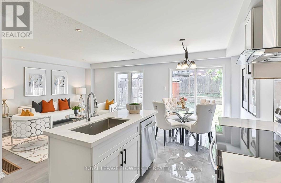 852 Taggart Crescent, Oshawa, Ontario  L1K 0E5 - Photo 5 - E12788968