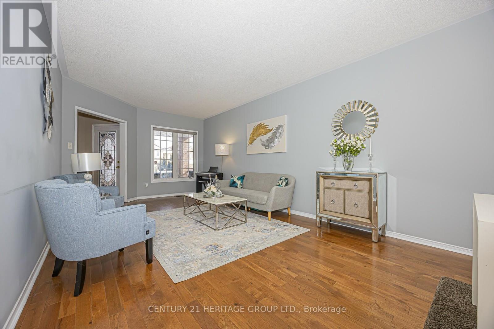 30 Mirando Street, Richmond Hill, Ontario  L4S 2W7 - Photo 6 - N12788972