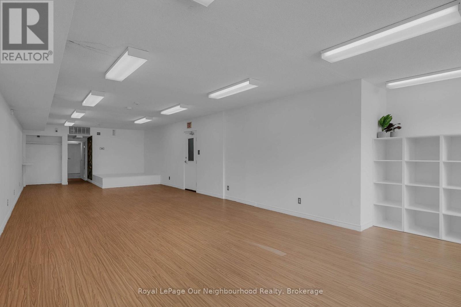 300 - 1224 King Street W, Toronto, Ontario  M6K 1G4 - Photo 2 - W12788934